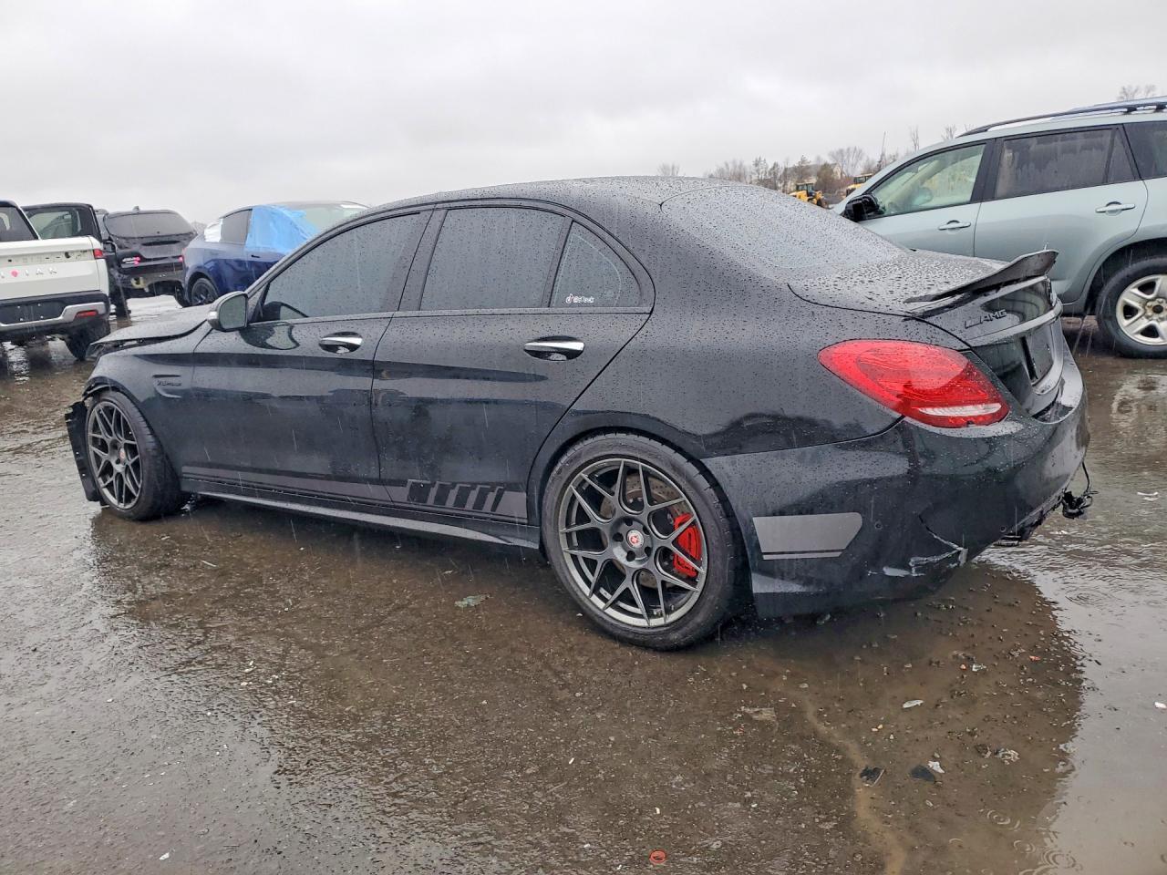 2016 MERCEDES-BENZ C-CLASS