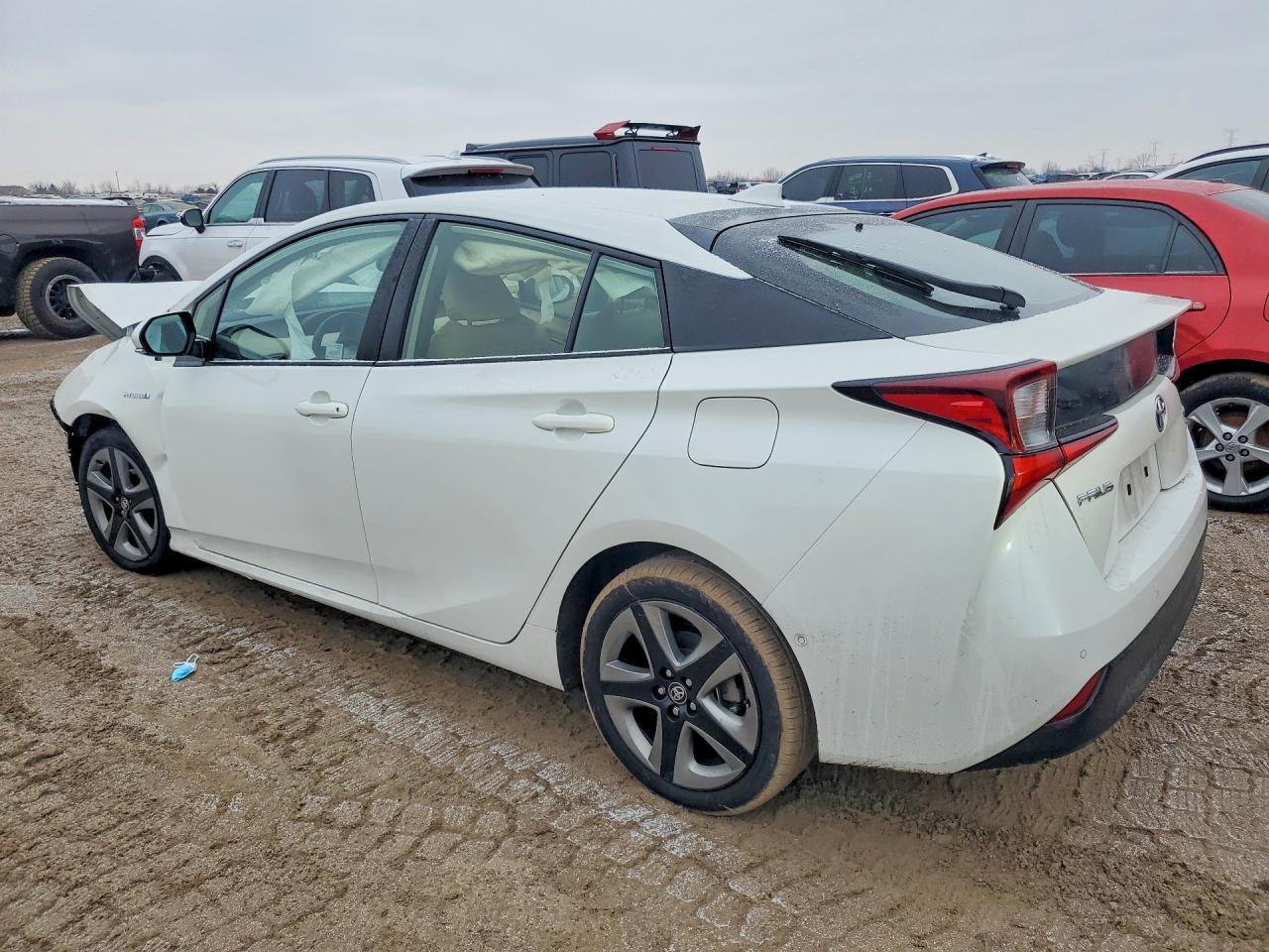 2019 TOYOTA PRIUS