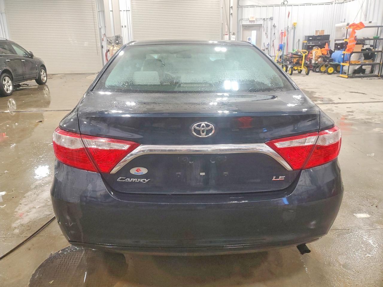 2015 TOYOTA CAMRY