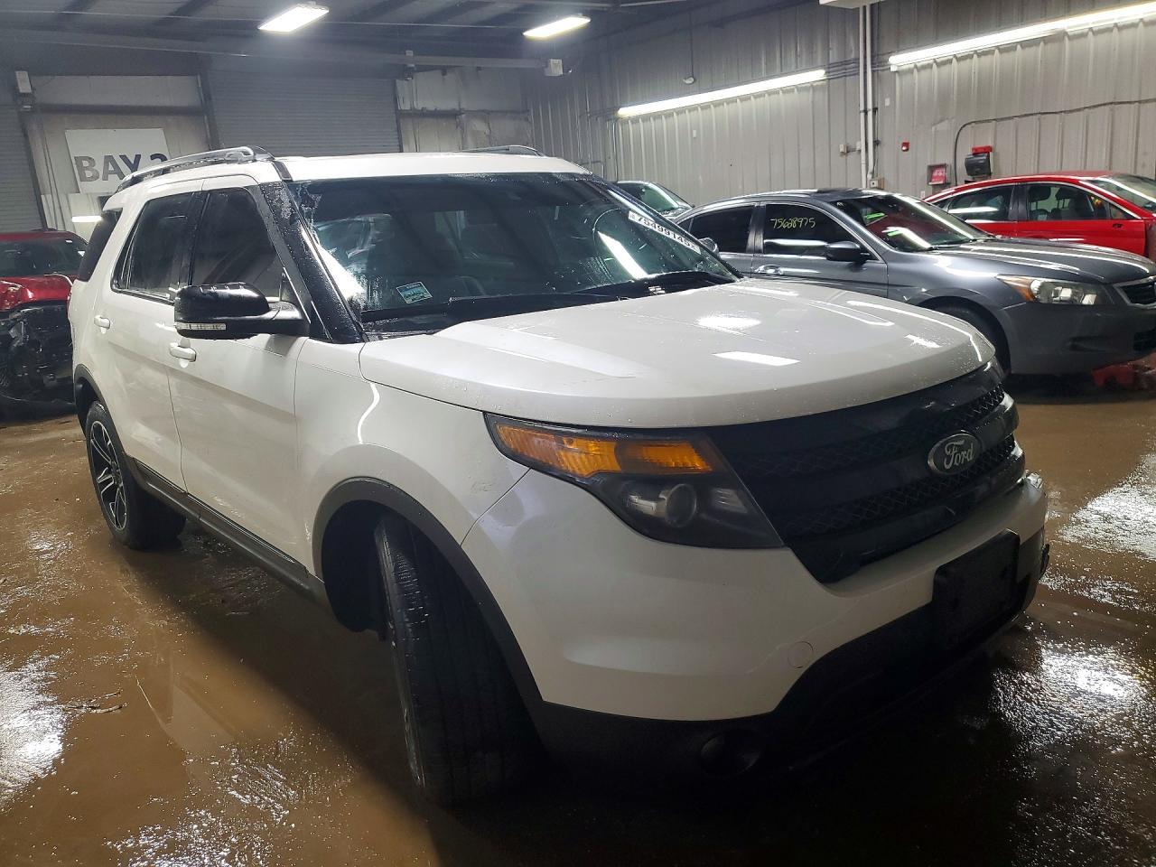 2015 FORD Explorer Sport Trac