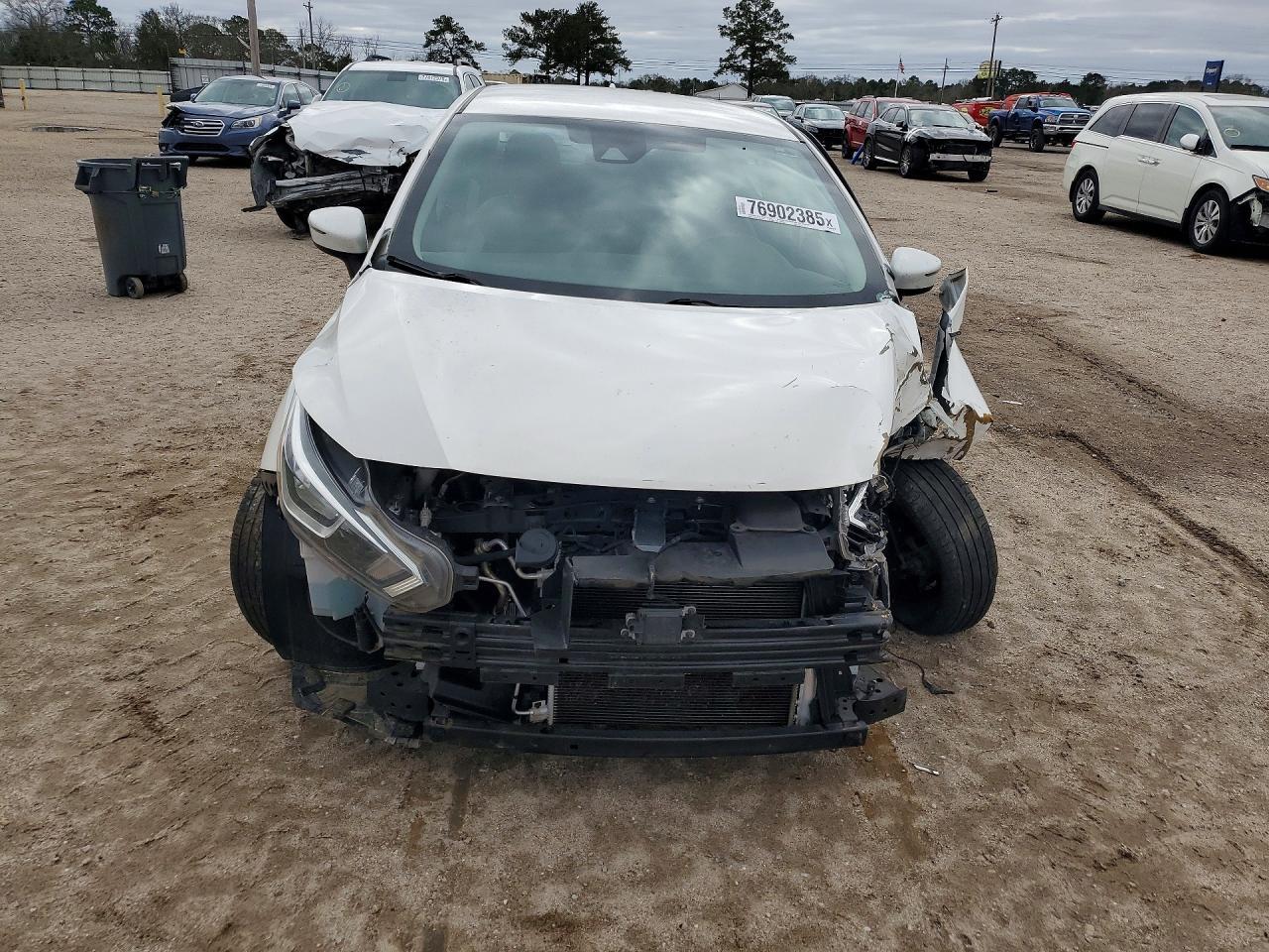 2020 NISSAN VERSA