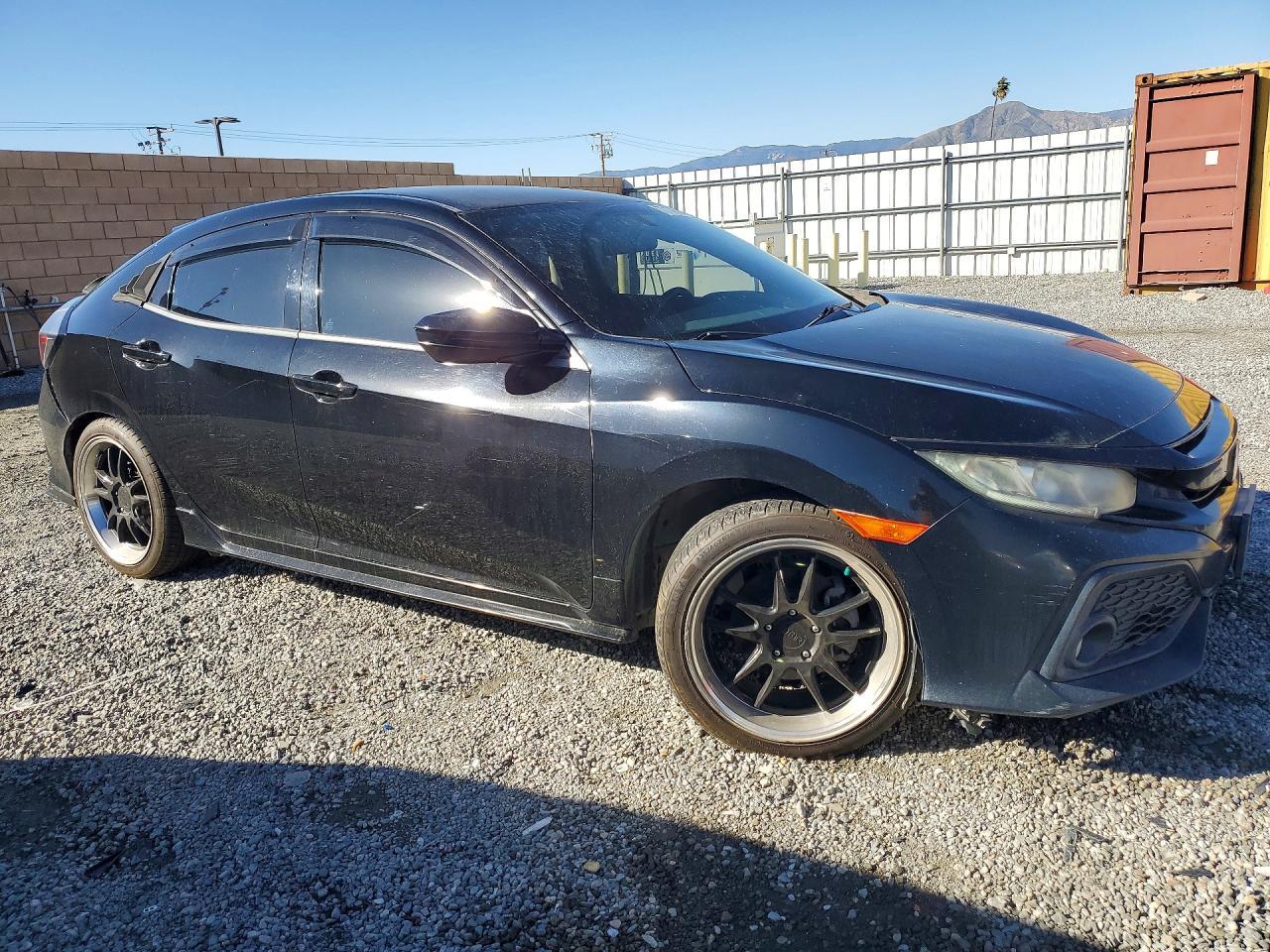 2017 HONDA CIVIC