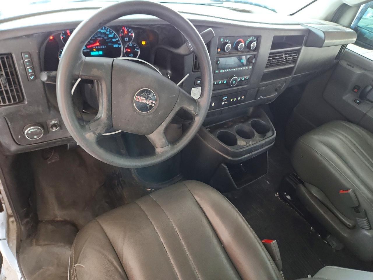 2022 GMC Savana