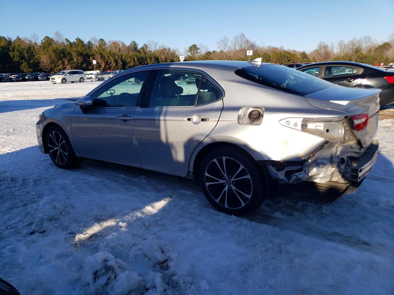 2019 TOYOTA CAMRY