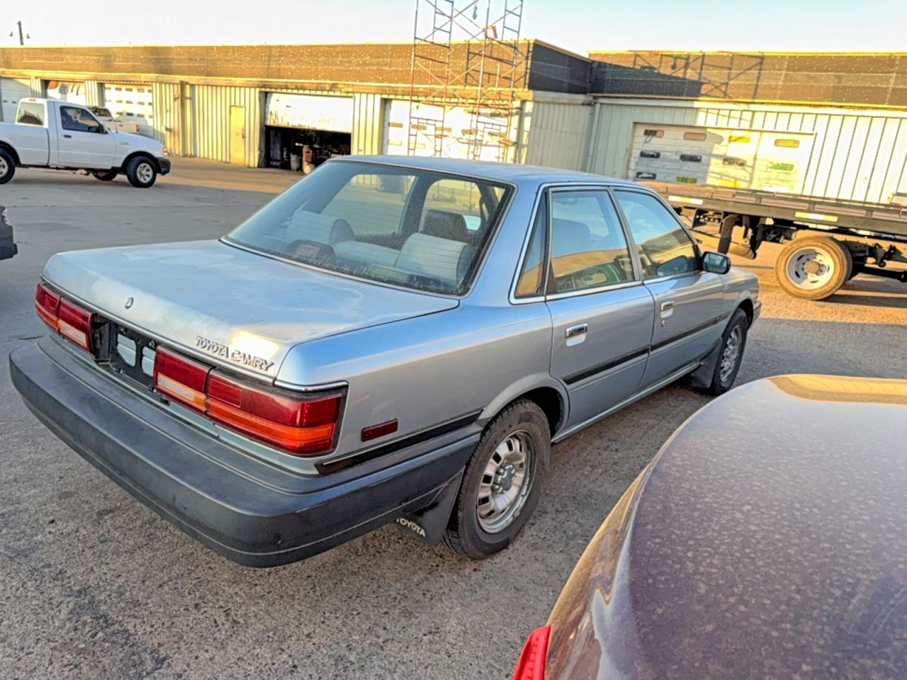 1990 TOYOTA