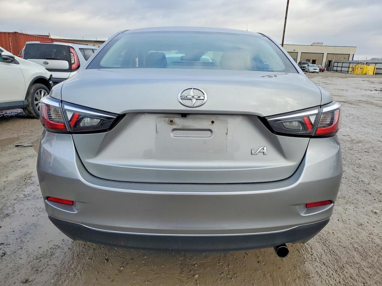 2016 TOYOTA SCION
