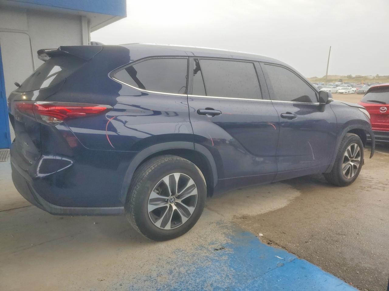 2020 TOYOTA HIGHLANDER