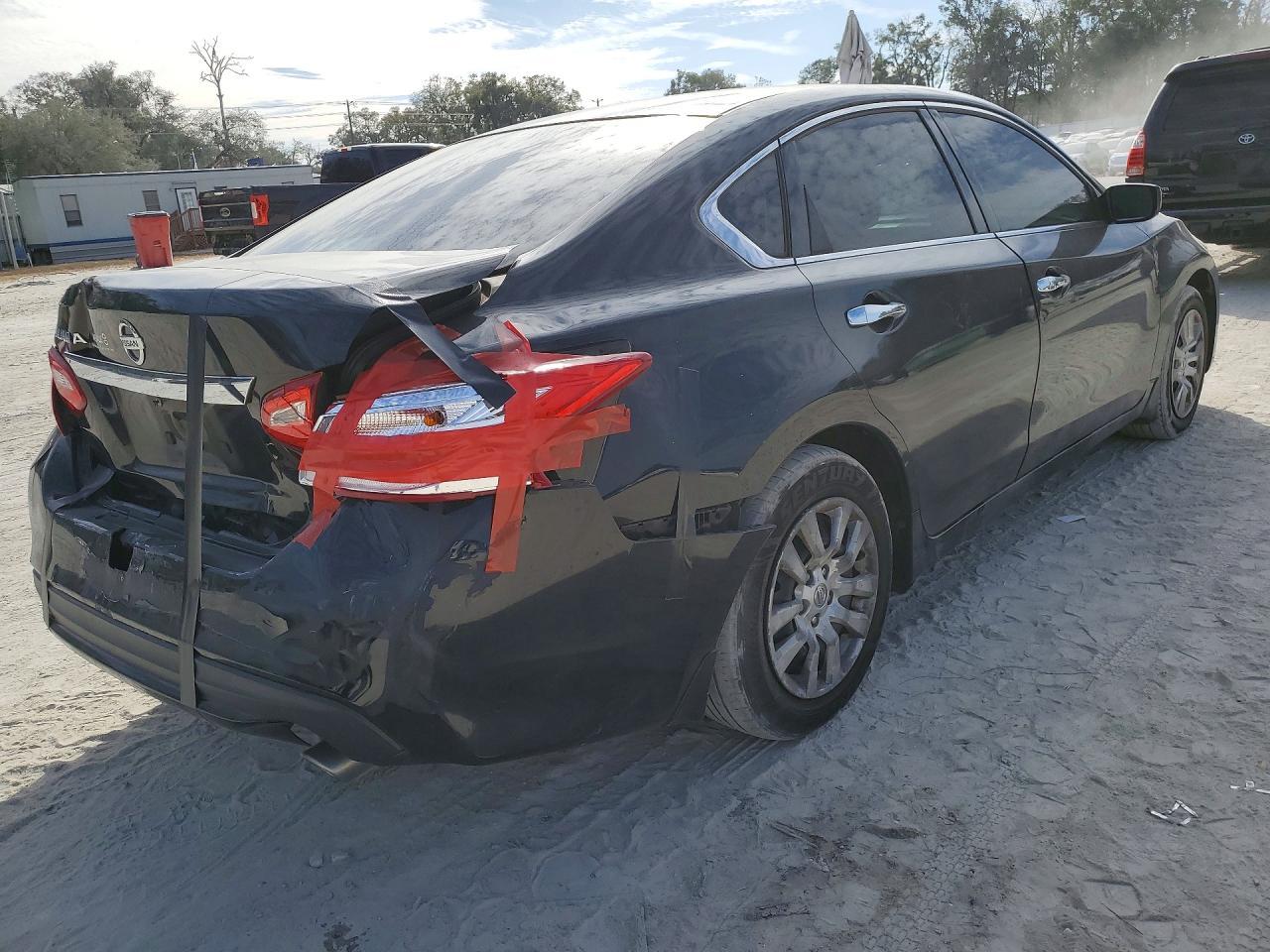 2017 NISSAN ALTIMA