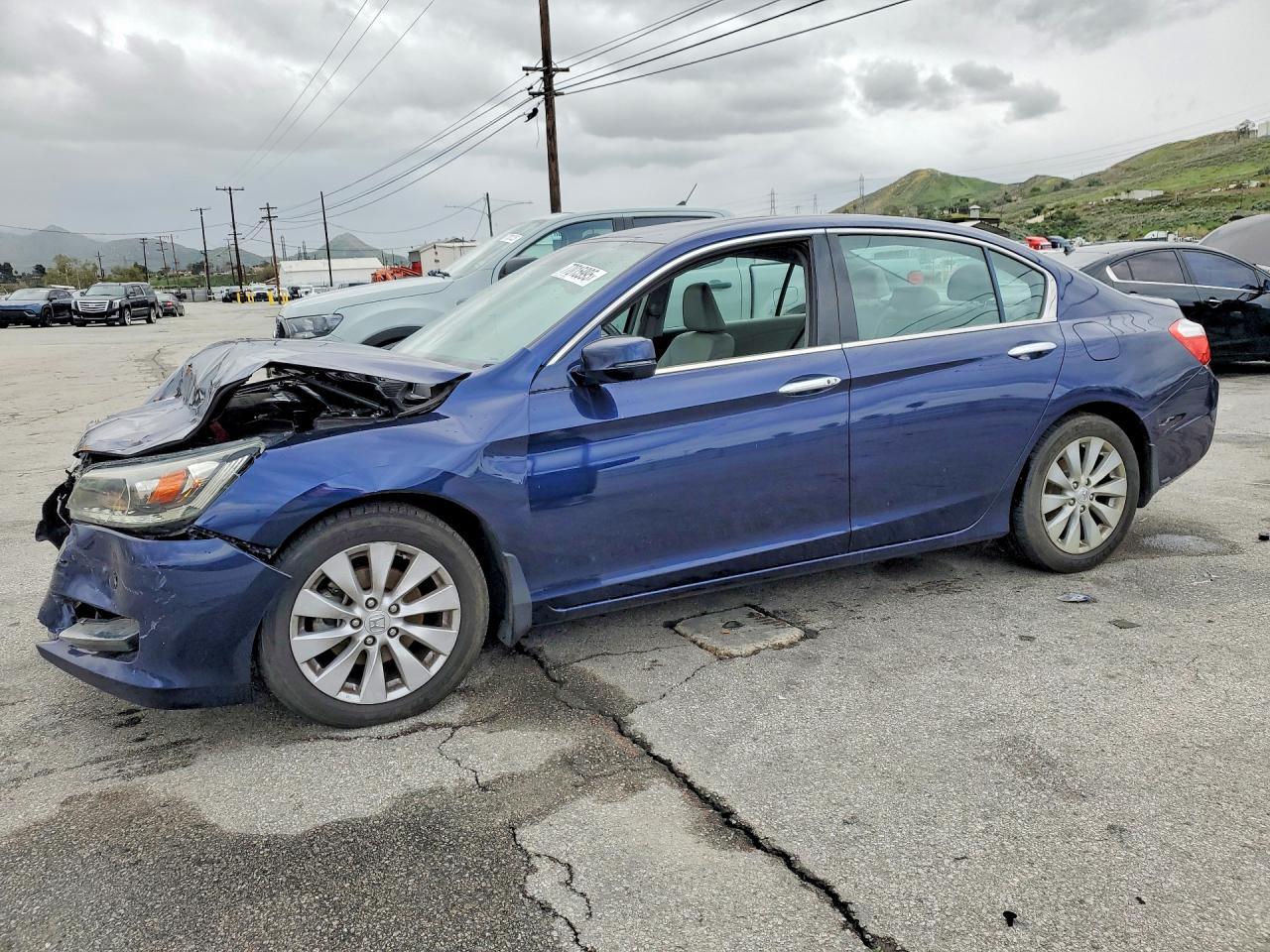 2015 HONDA ACCORD