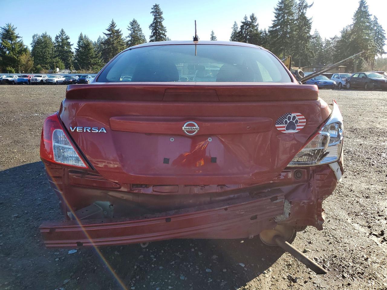 2019 NISSAN VERSA