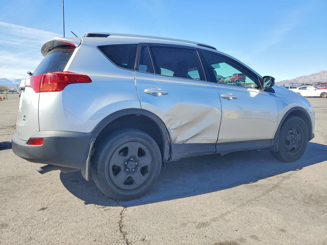 2015 TOYOTA RAV4