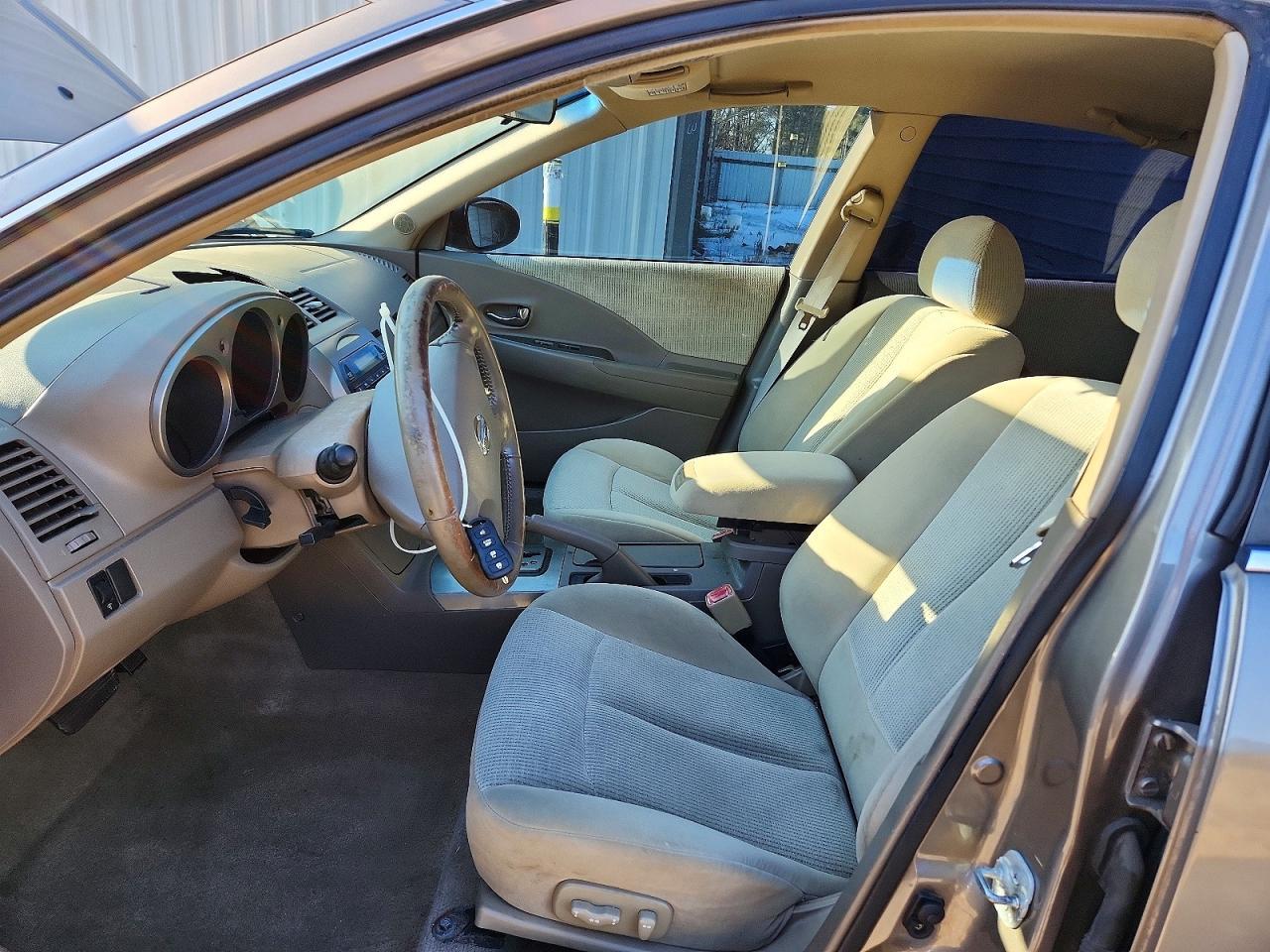 2004 NISSAN ALTIMA