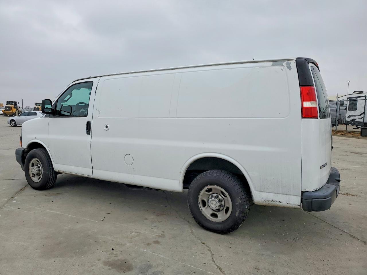 2018 CHEVROLET EXPRESS 2500
