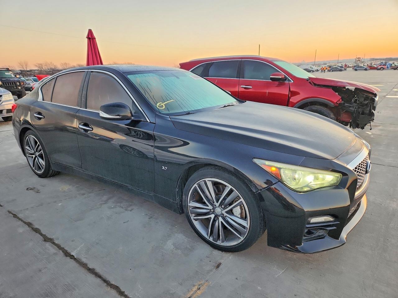 2014 INFINITI Q50