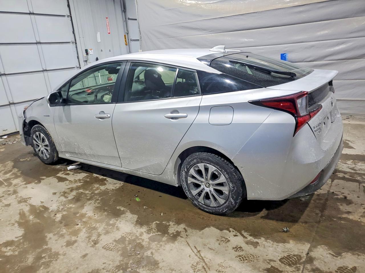 2021 TOYOTA PRIUS