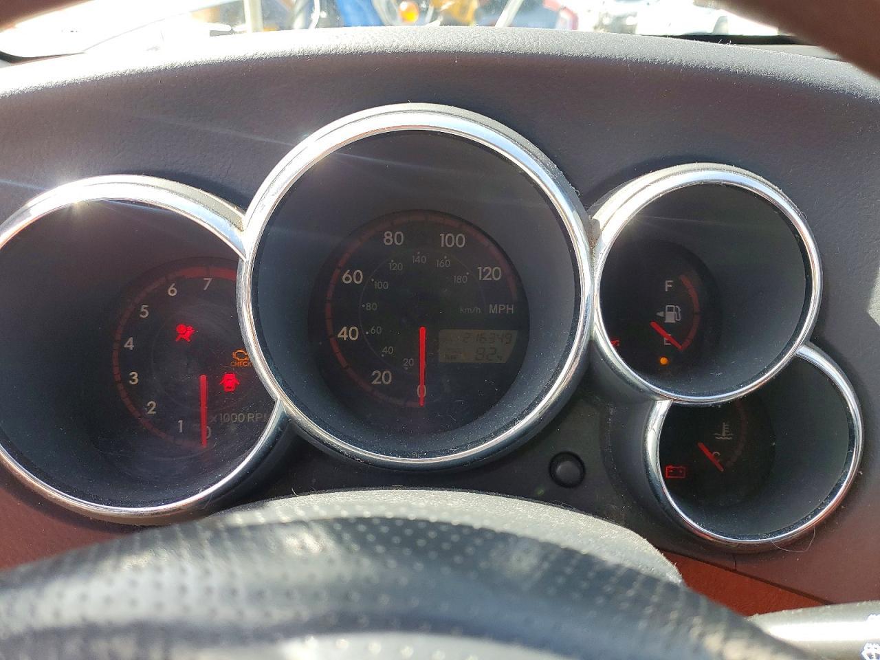 2004 TOYOTA MATRIX