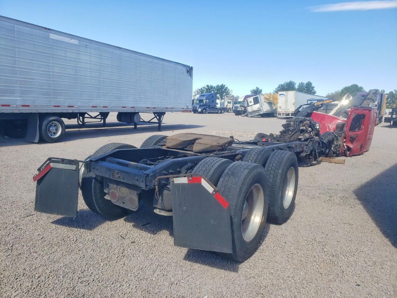 2016 FREIGHTLINER CASCADIA 125