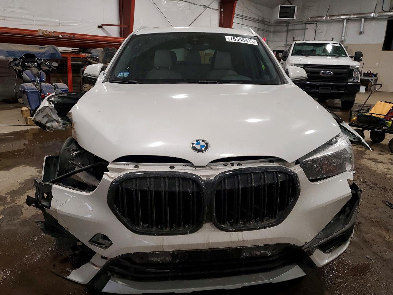 2022 BMW X1