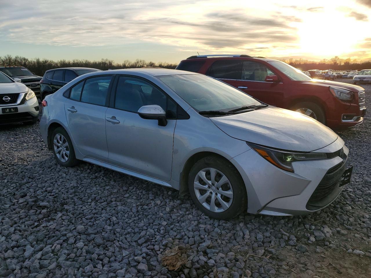 2024 TOYOTA COROLLA