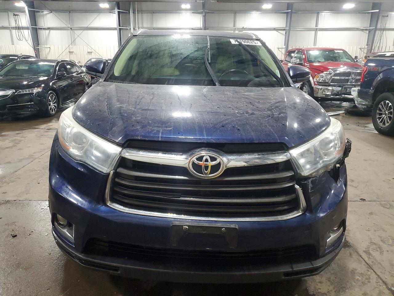 2014 TOYOTA HIGHLANDER
