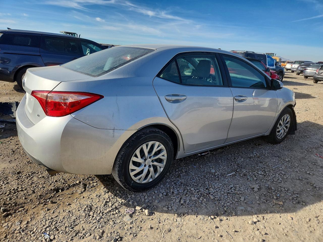 2018 TOYOTA COROLLA