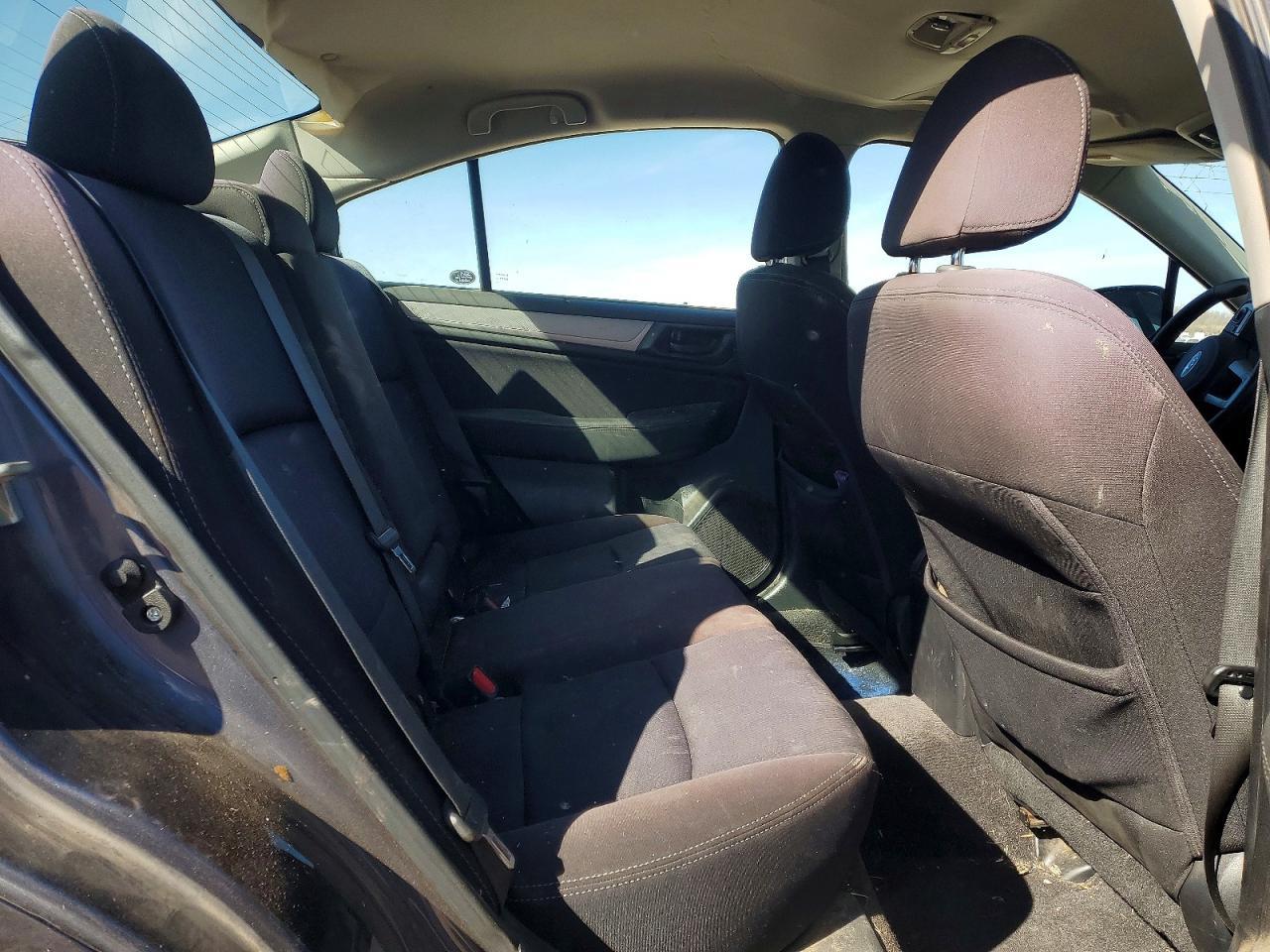 2015 SUBARU Legacy