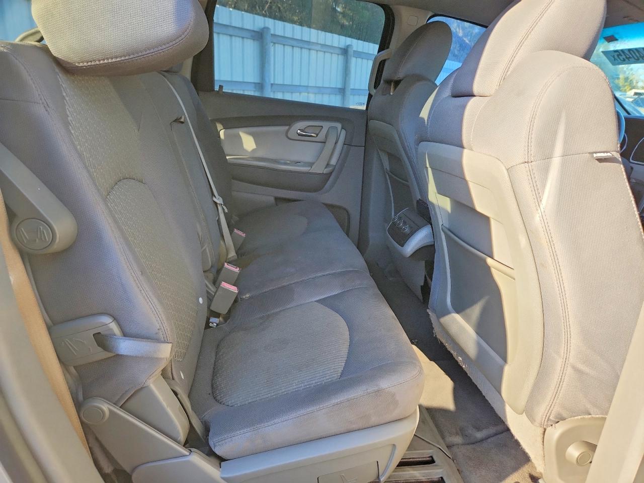 2011 CHEVROLET TRAVERSE