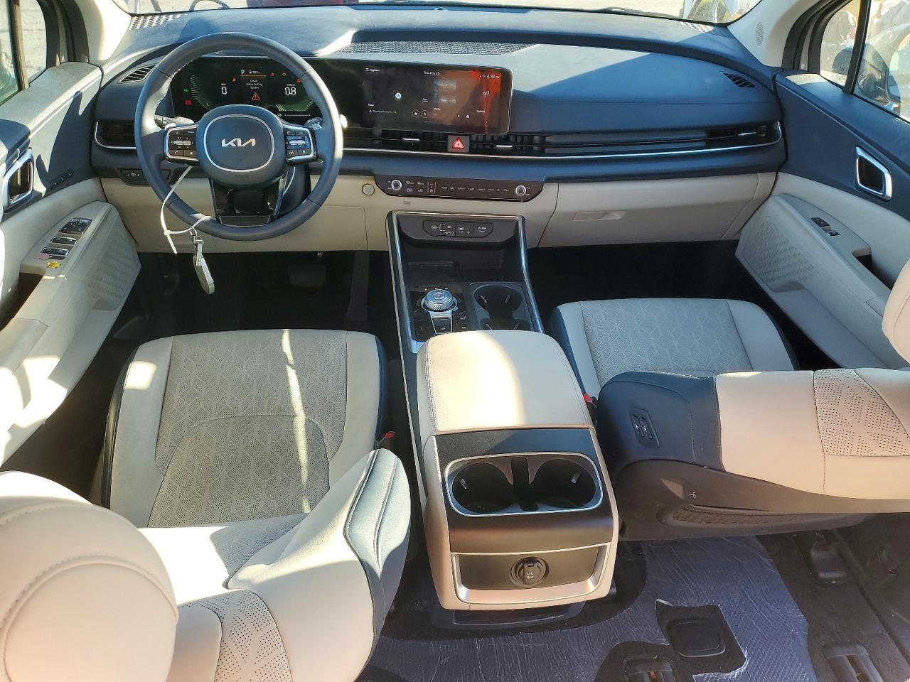 2025 KIA Carnival