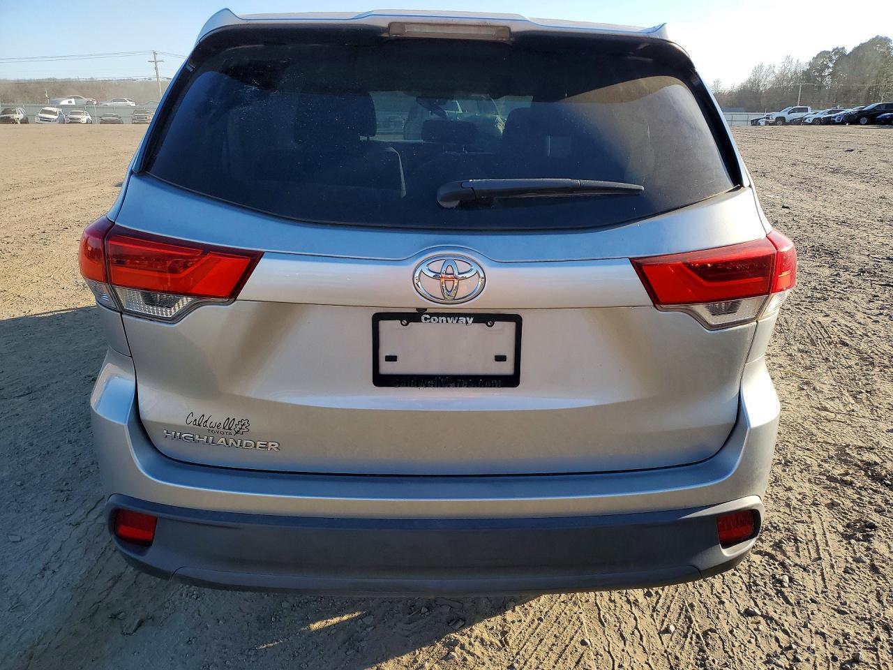 2019 TOYOTA HIGHLANDER