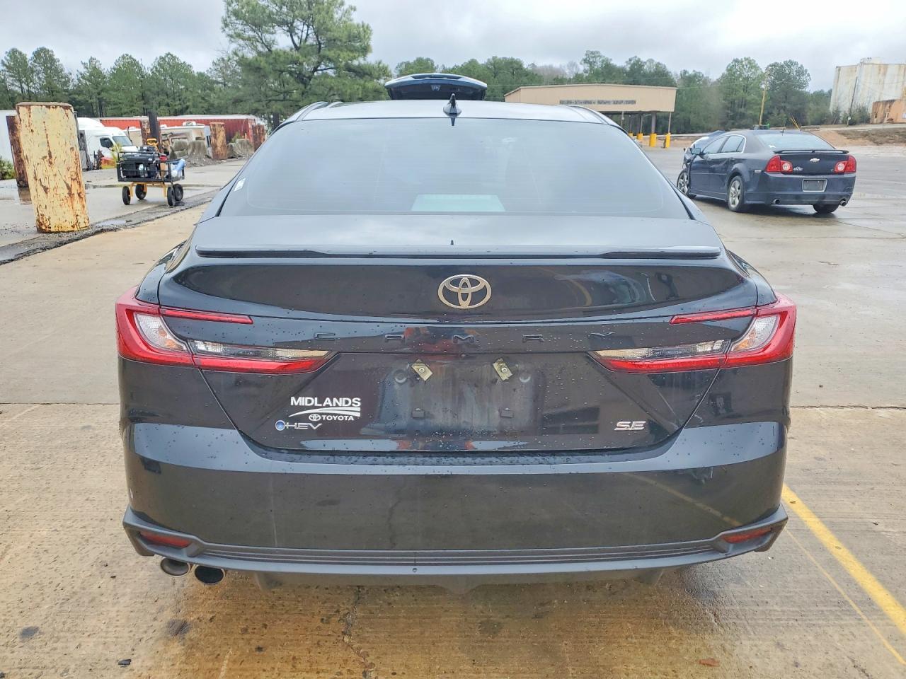2025 TOYOTA CAMRY