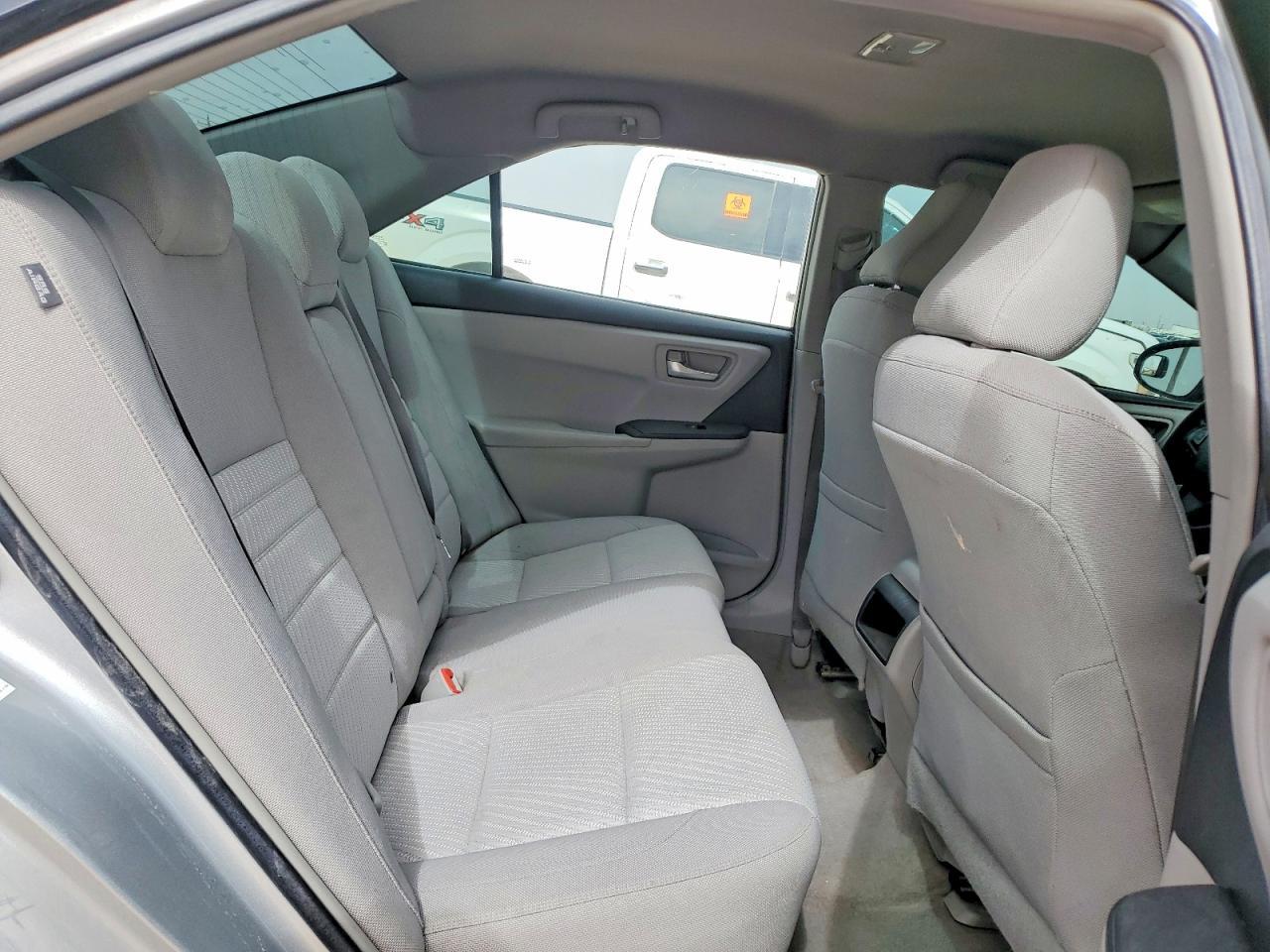 2016 TOYOTA CAMRY
