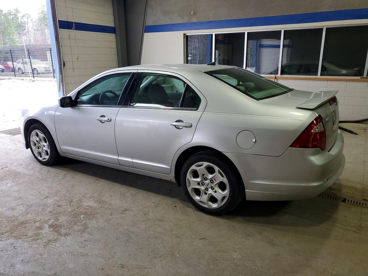 2010 FORD FUSION