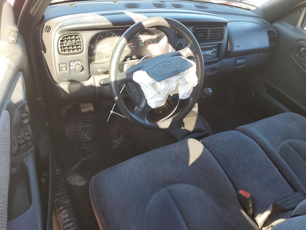 1998 DODGE Dakota