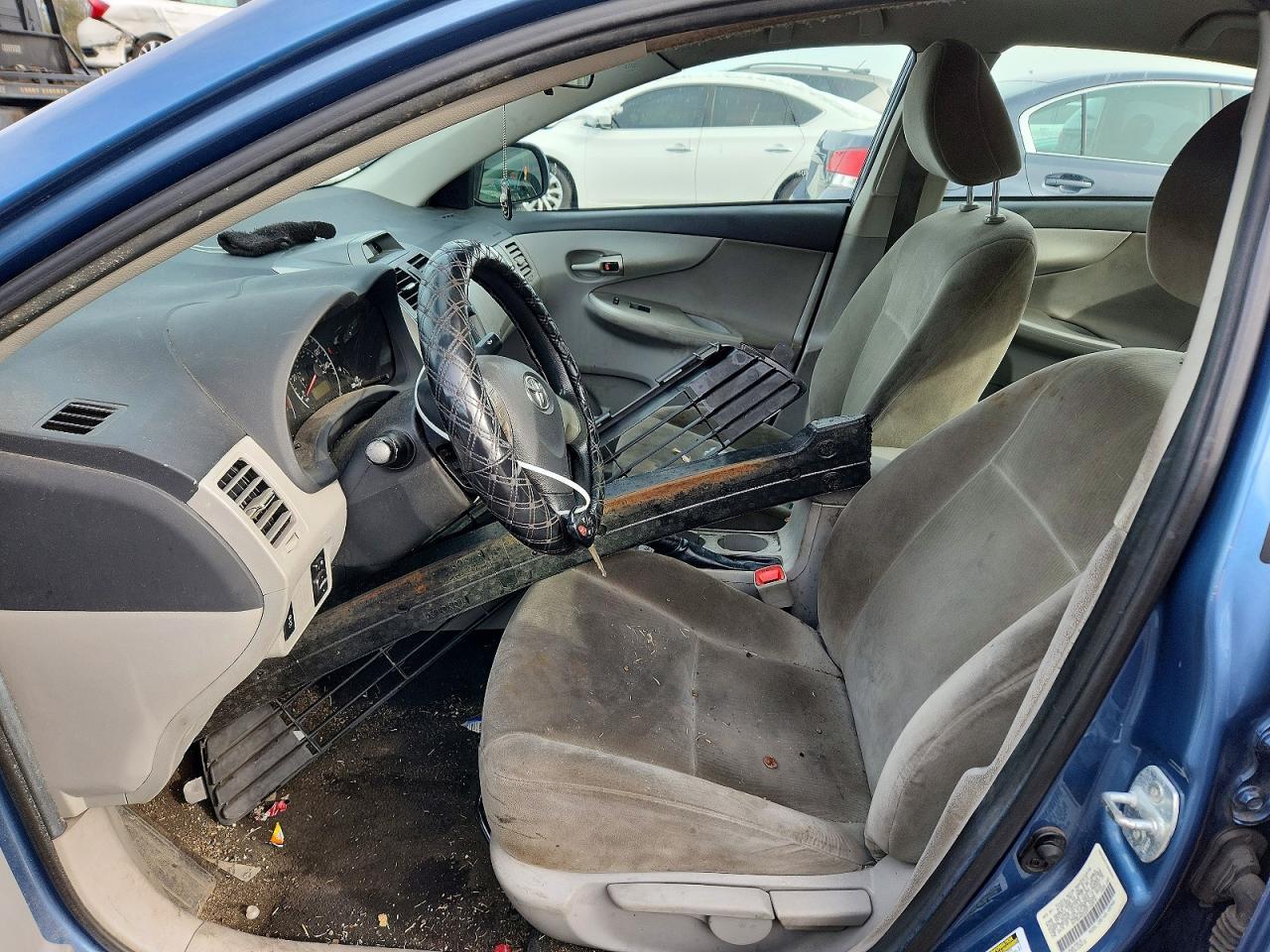 2013 TOYOTA COROLLA