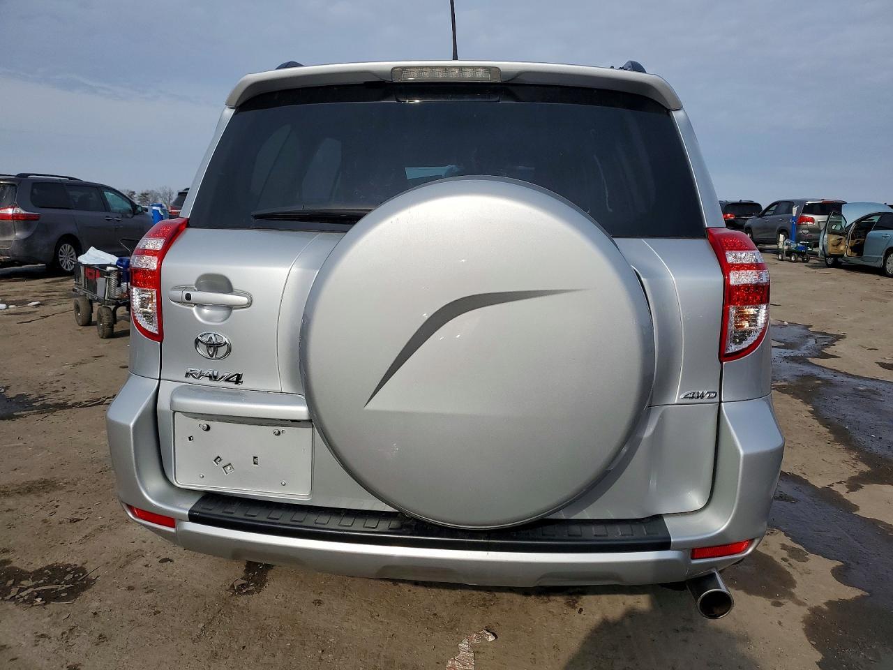 2012 TOYOTA RAV4