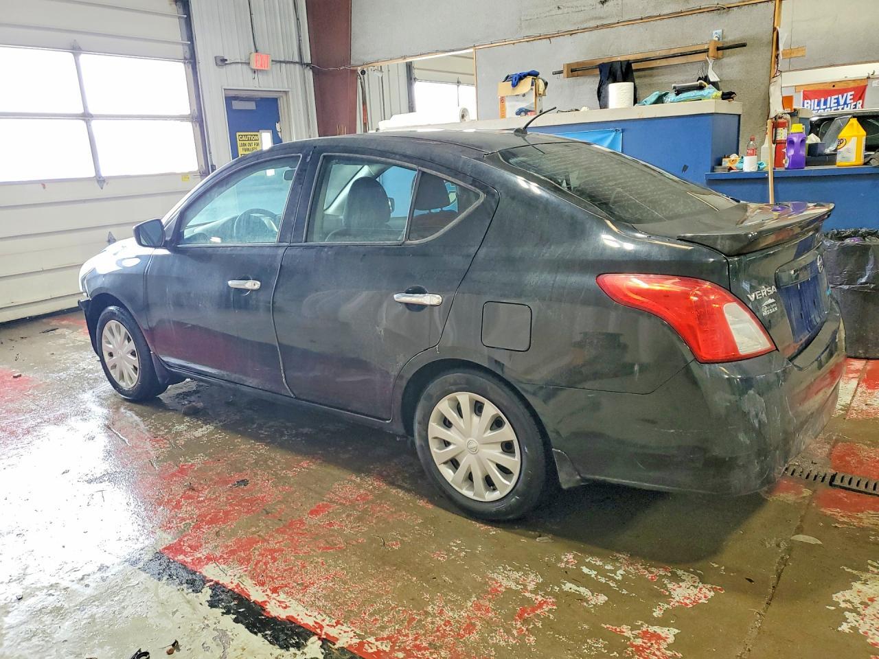 2015 NISSAN VERSA