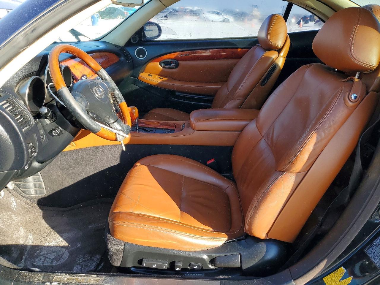 2002 LEXUS SC 430