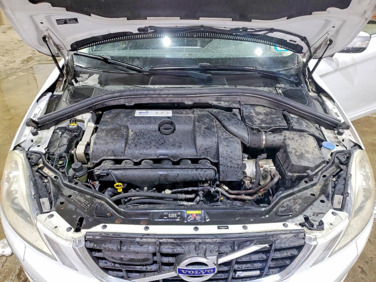 2012 VOLVO XC60