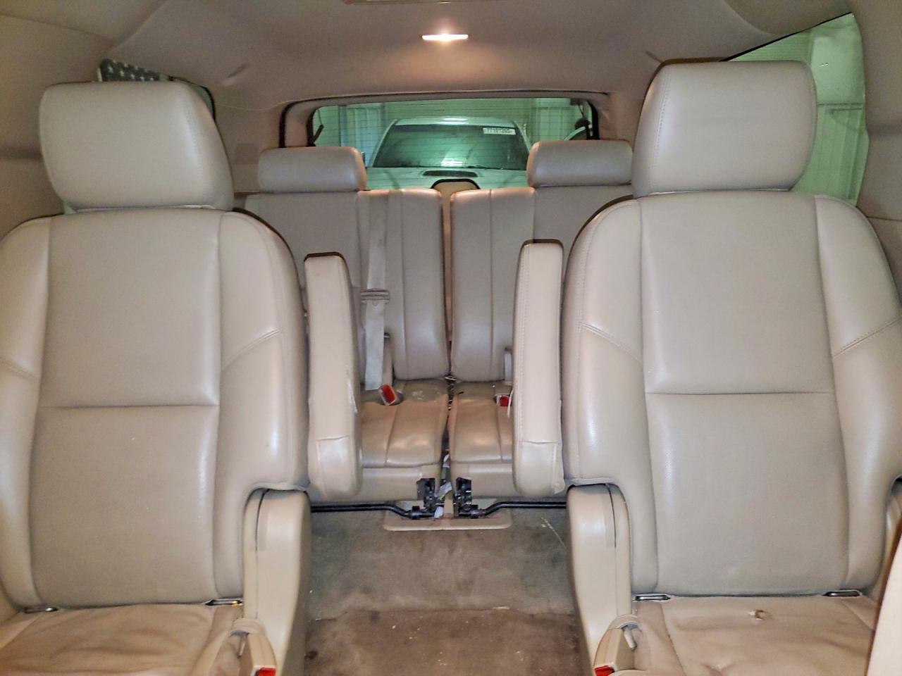 2012 CHEVROLET Suburban