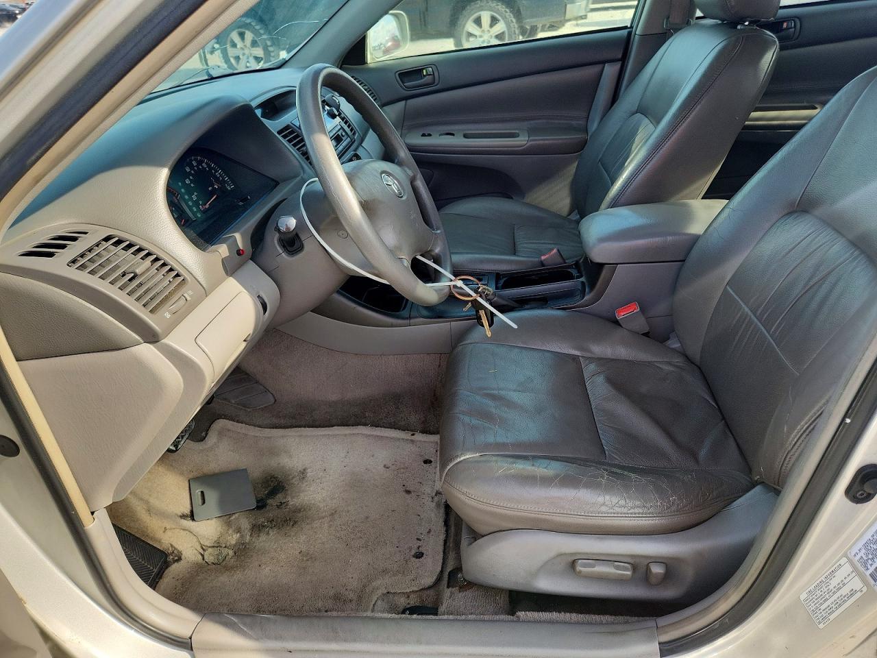 2002 TOYOTA CAMRY