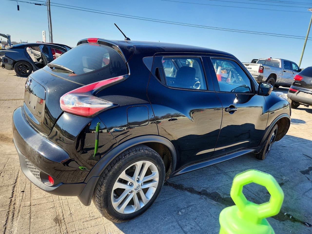 2015 NISSAN Juke