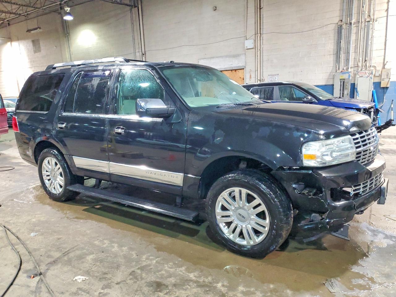2012 LINCOLN Navigator