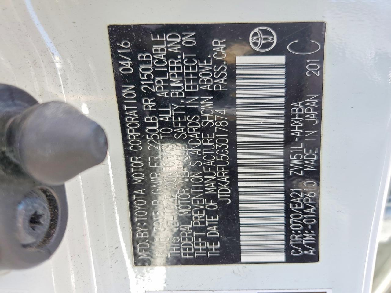 2016 TOYOTA PRIUS