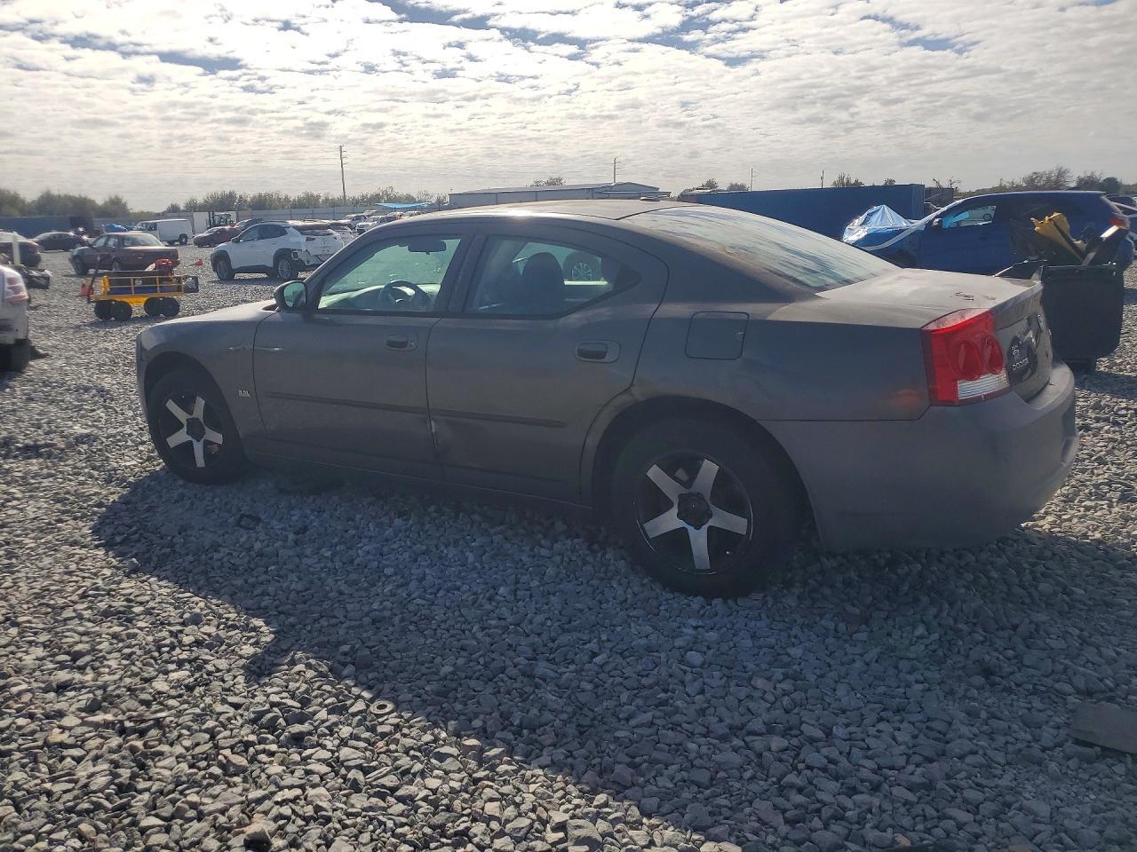 2010 DODGE CHARGER