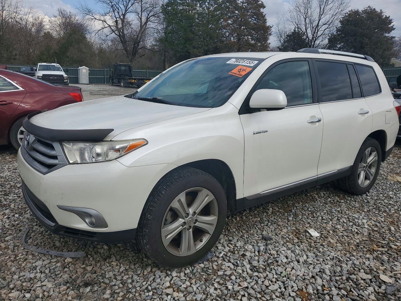 2013 TOYOTA HIGHLANDER