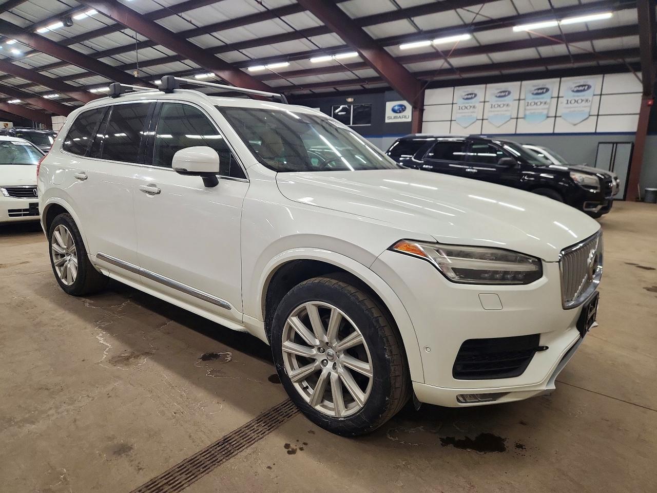 2016 VOLVO XC90