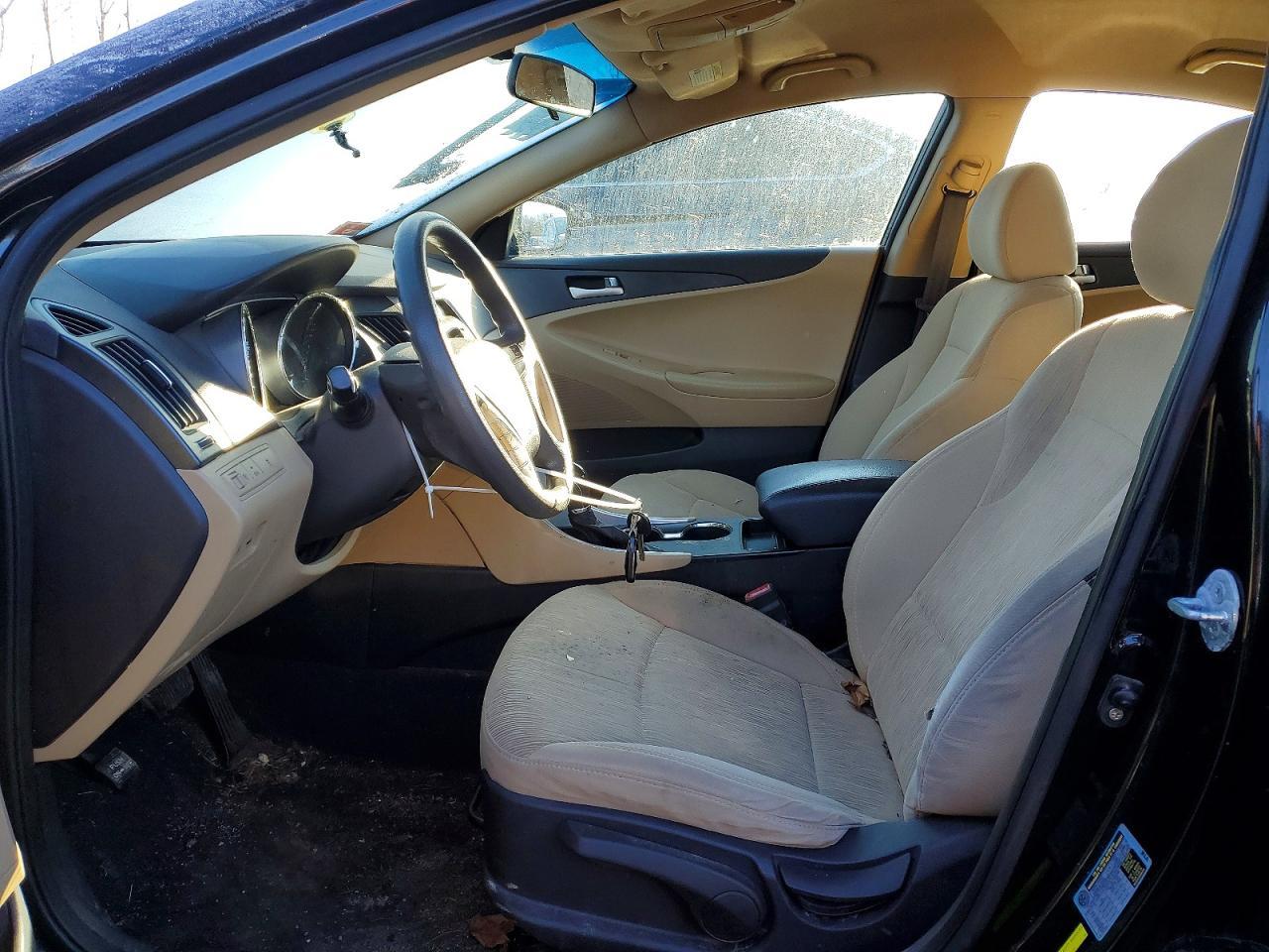 2011 HYUNDAI SONATA