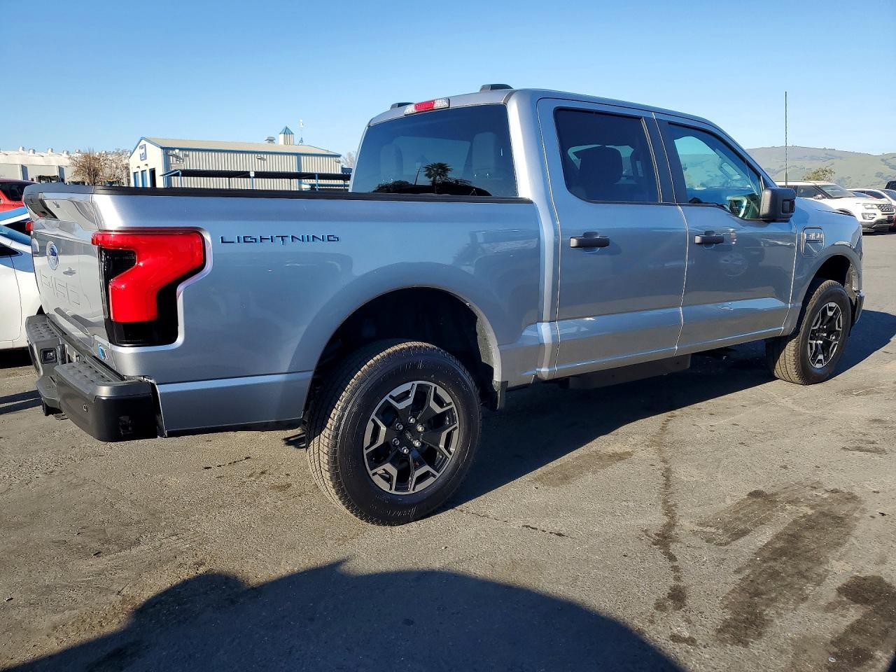 2023 FORD F-150 Lightning