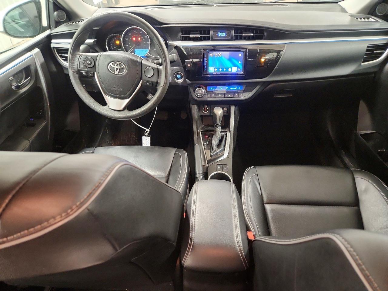 2016 TOYOTA COROLLA