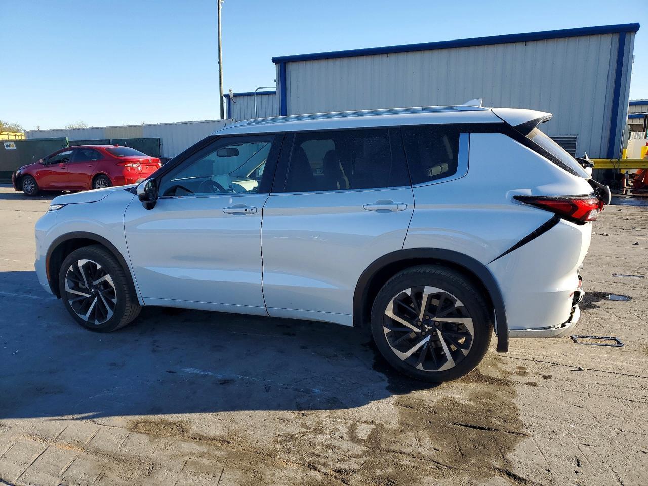 2024 MITSUBISHI outlander